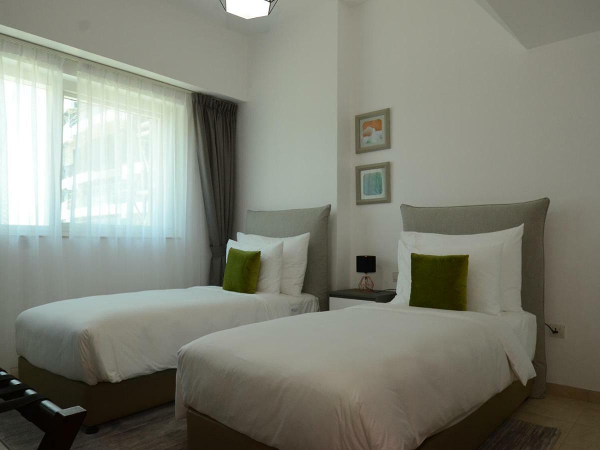 Dusit Residence Apartments - Key One Homes ドバイ エクステリア 写真